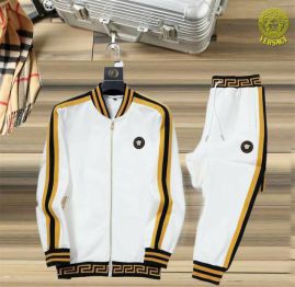 Picture of Versace SweatSuits _SKUVersaceM-3XL12yn1230179